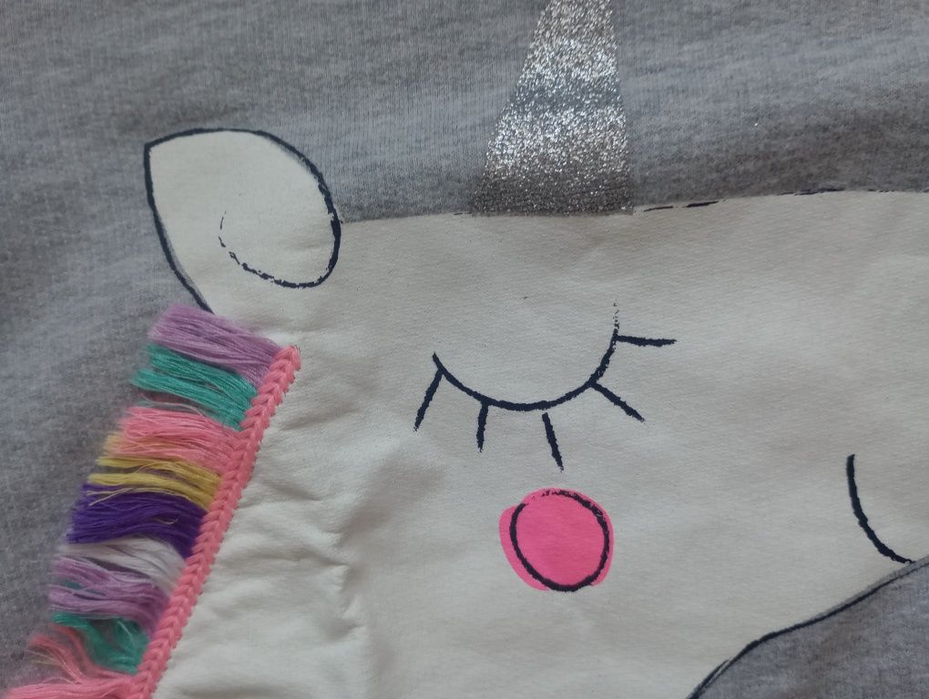 Bluza z jednorożcem jak nowa r. 134