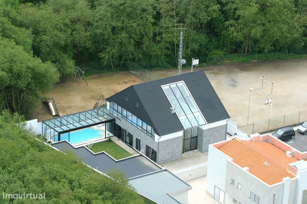 Moradia T5 c/ jardim e piscina em Aveleda, Vila do Conde