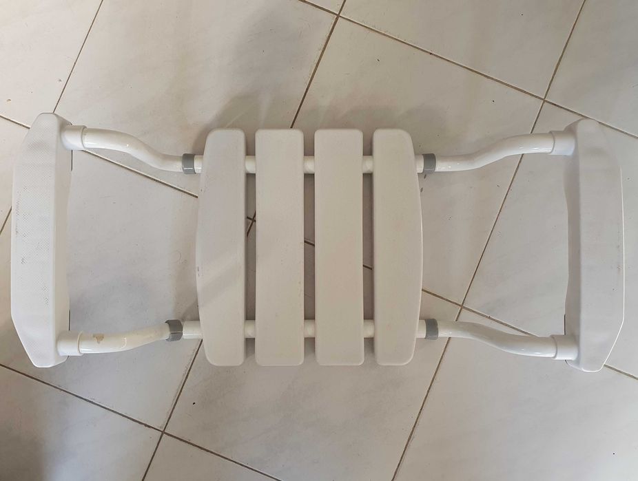 Banco / Assento Geriátrico para Banheira - García