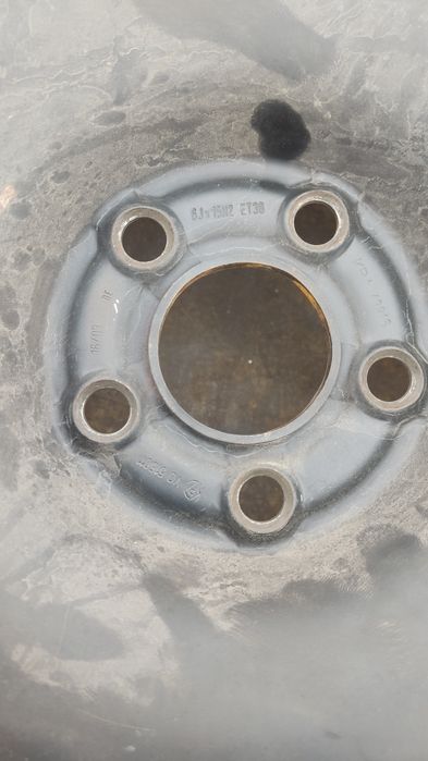 Opony z felgami golf