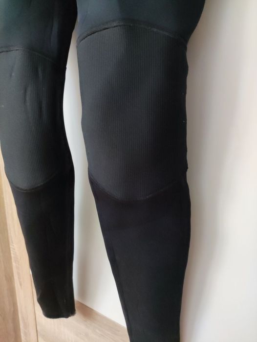 Kombinezon pianka do pływania