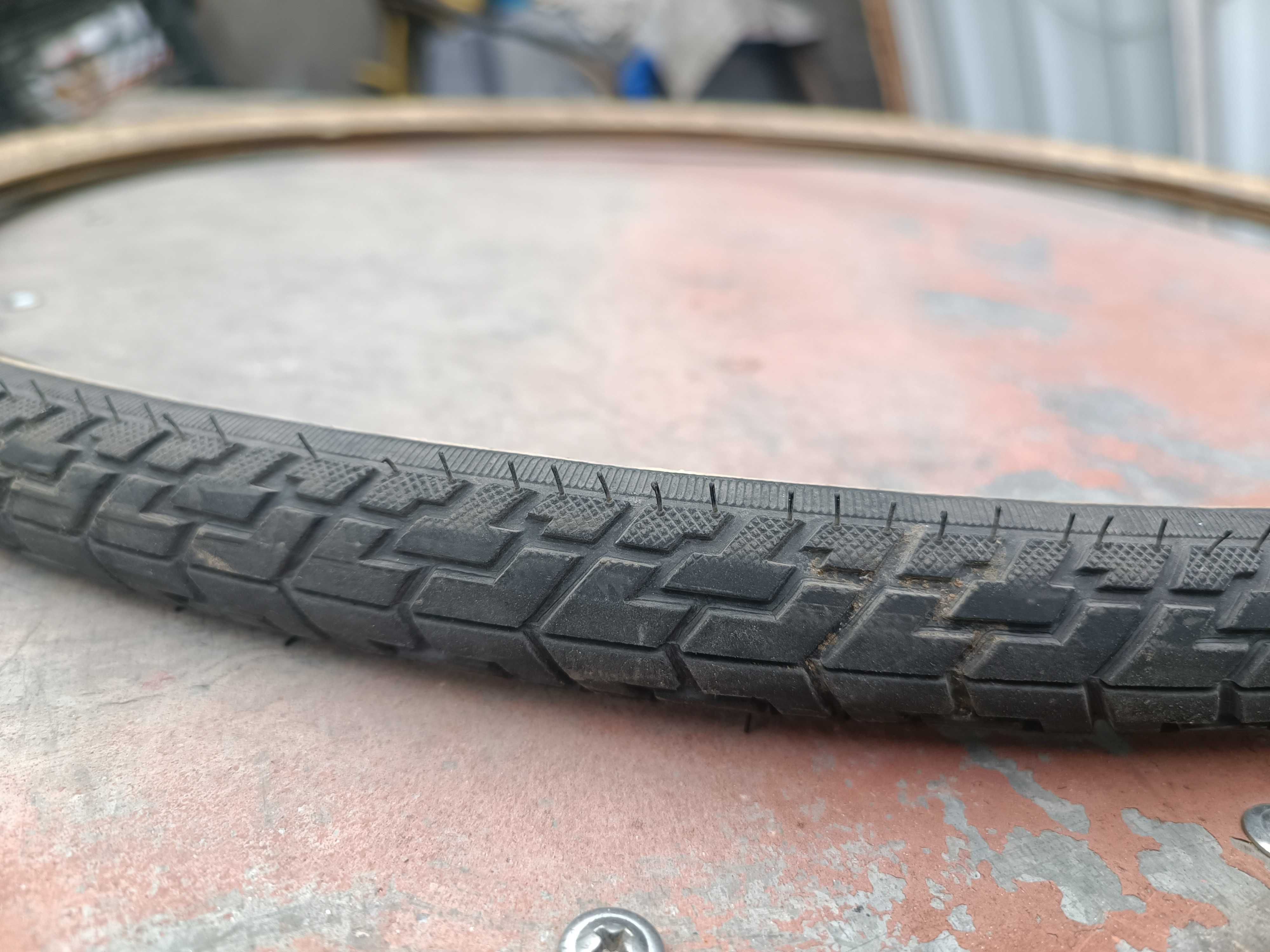 Велопокрышка Cheng Shin Tire CST 700х35С 28"(622-35)