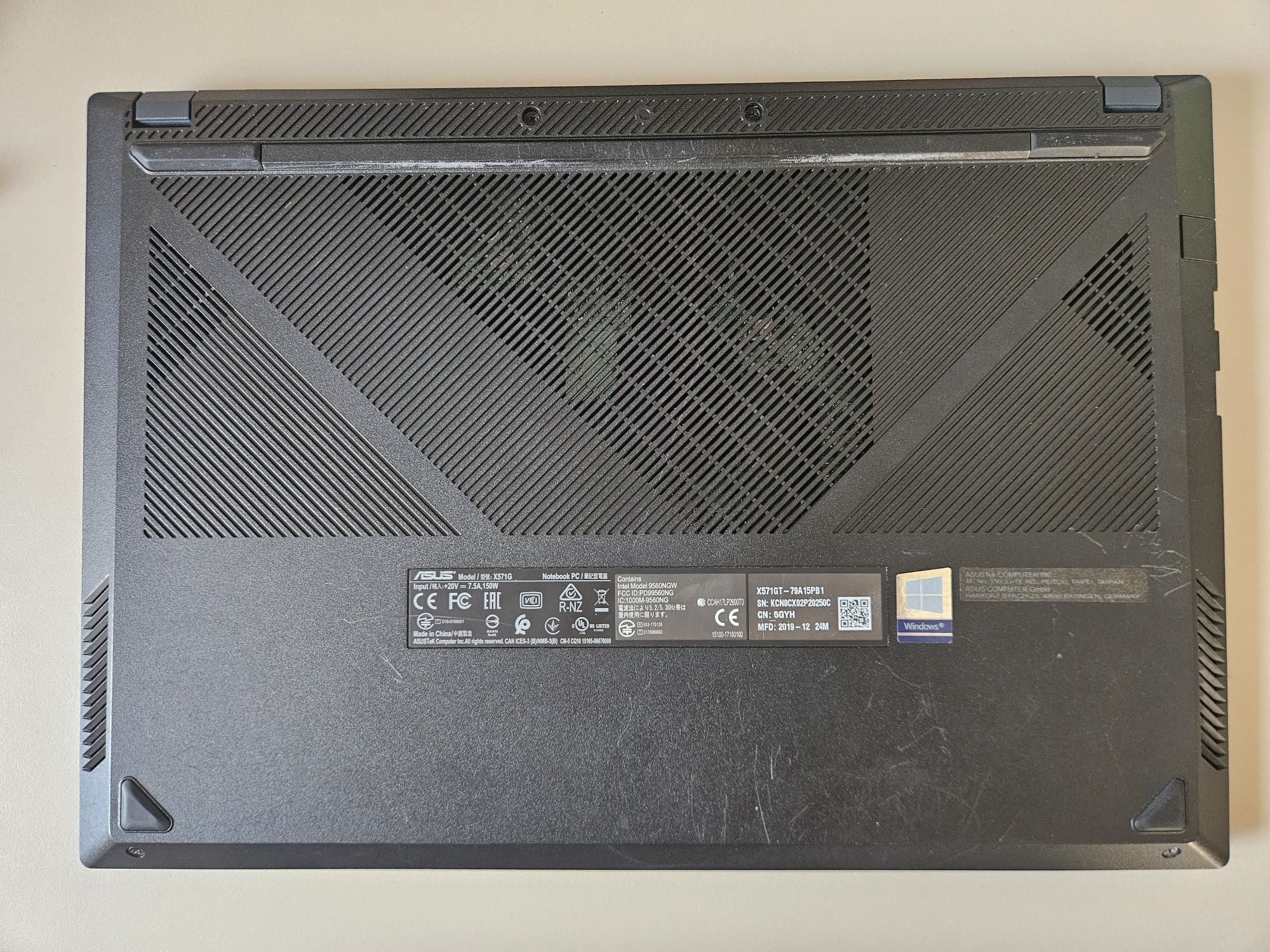 Portátil ASUS X517GT intel i7 12GB RAM 256 GB SSD