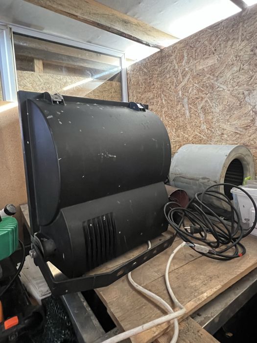 Прожектор philips