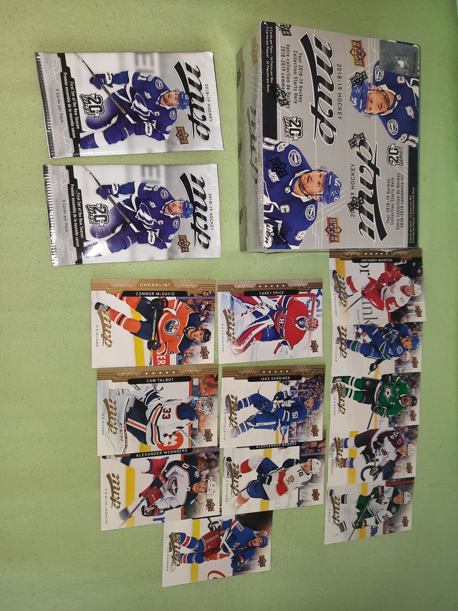 paczki z kartami NHL upper deck