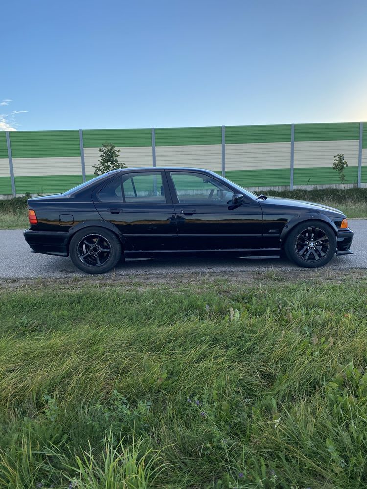 Bmw e36 2.8 drift