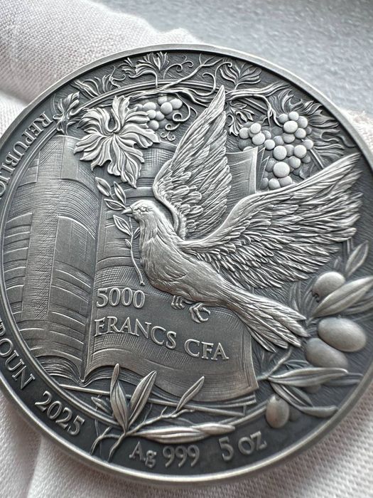 Таємна Вечеря. Срібло 155,5г, Ag999, Тираж 333шт!
Ag999
5 унцій
Тираж