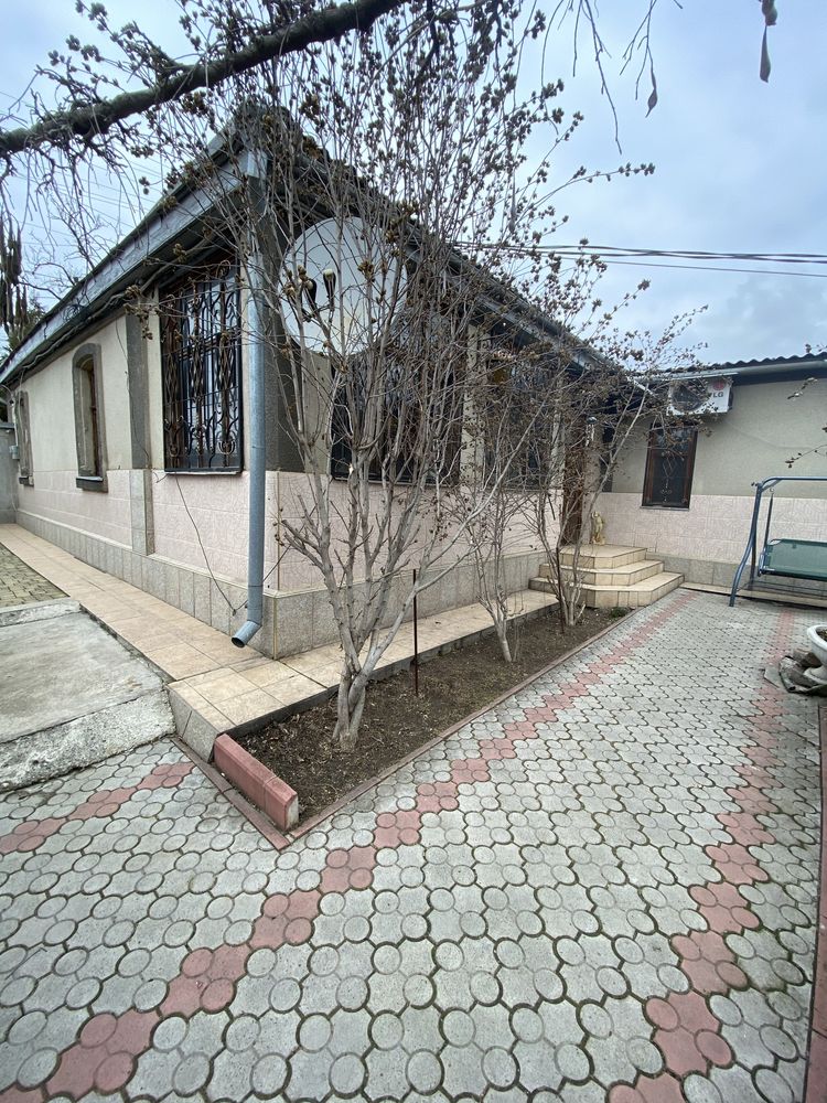 В Продажу 4 к  будинок на Великій Морській , 143 кв м