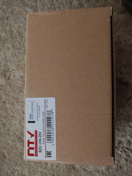 NTY EZCVW292 Ручка VW T4 задніх дверей (ляди) 701829239E