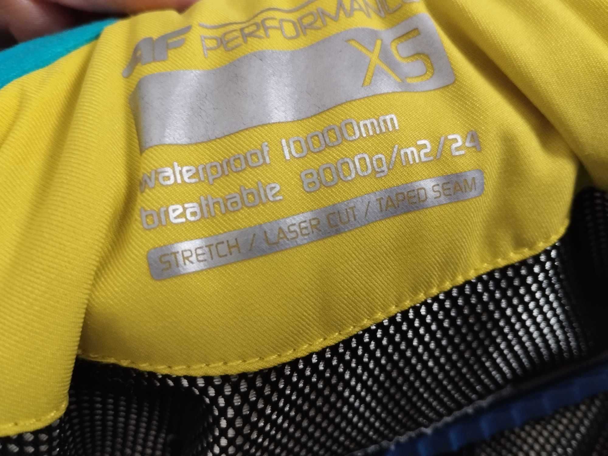 Damska kurtka narciarska 4F neodry 10000 wodoodporna dla sportowców