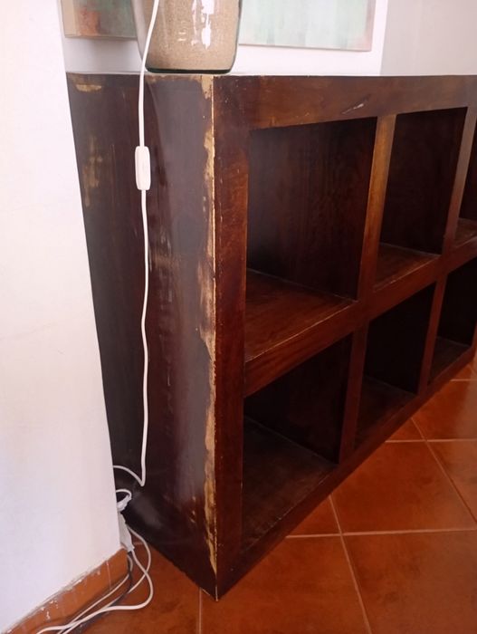 Estante cubos em madeira maciça