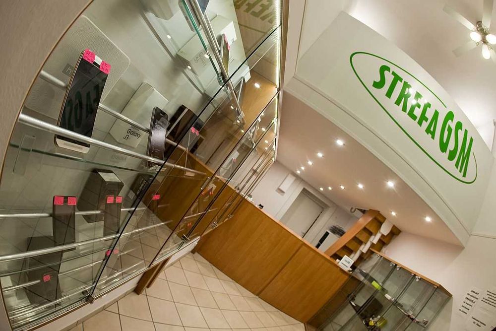 SERWIS GSM Naprawa telefonów blokada ekranu LCD iPhone Samsung Xiaomi