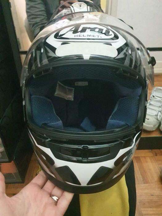 Capacete Arai Condor tamanho M