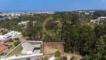 Terreno urbano com 1.000 m2 para construção de moradia em Espinho.