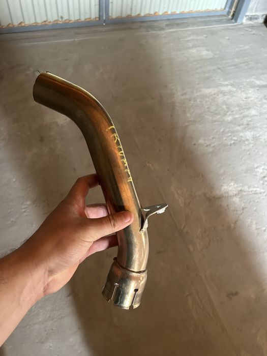 Коліно вихлопу мотоцикла