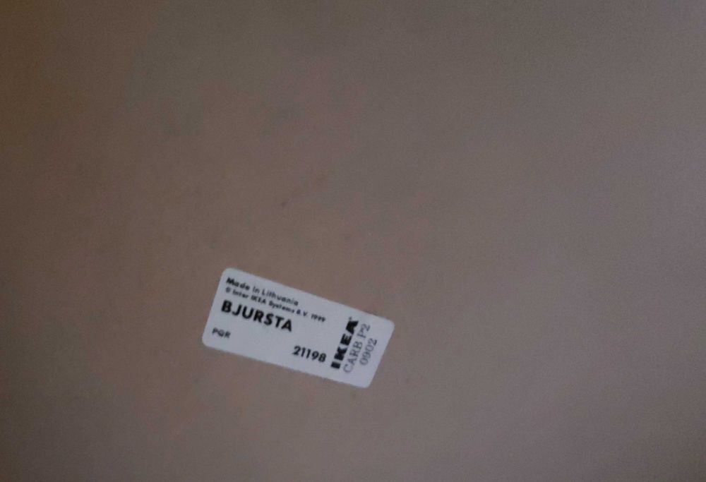 Mesa de Sala IKEA - BJURSTA - preta