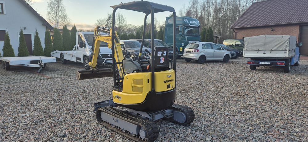 Minikoparka Yanmar Vio 17