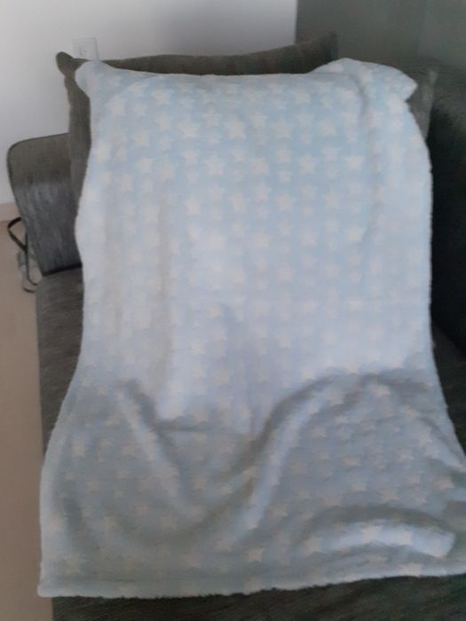 Kocyk pluszowy w gwiazdki