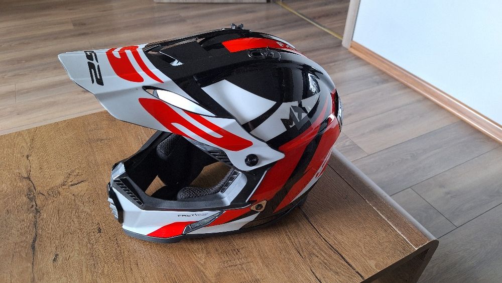 Sprzedam kask LS2 FAST EVO