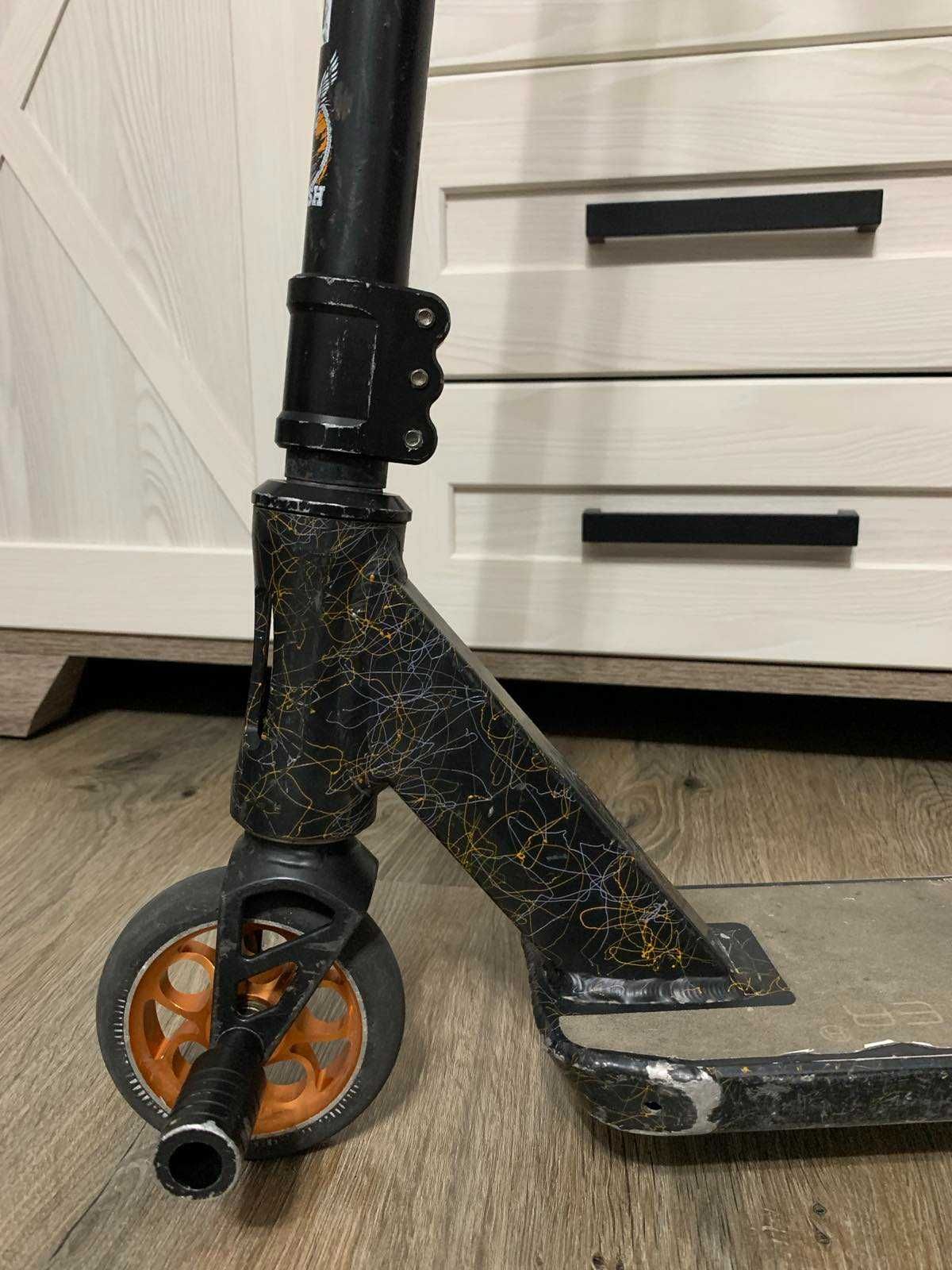 Самокат трюковий Best Scooter (4) "CRASH" HIC (Б/У). + Наждак Ethic