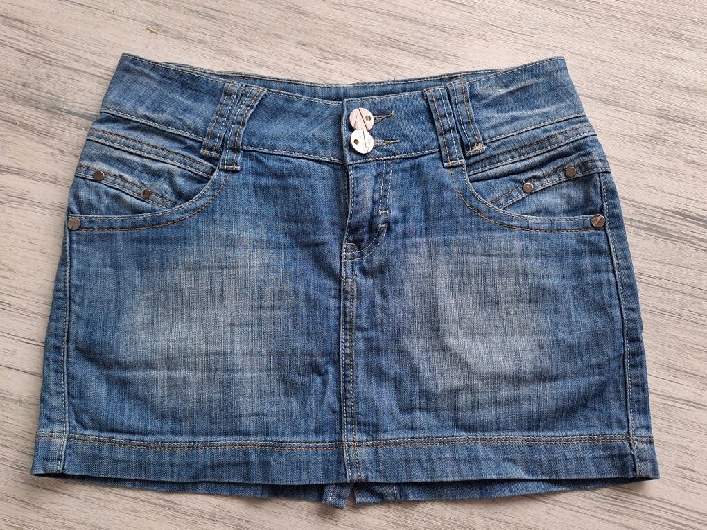 Jeansowa mini spódnica