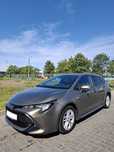 Toyota Corolla 1.8 hybrid wersja comfort, stan techniczny idealny