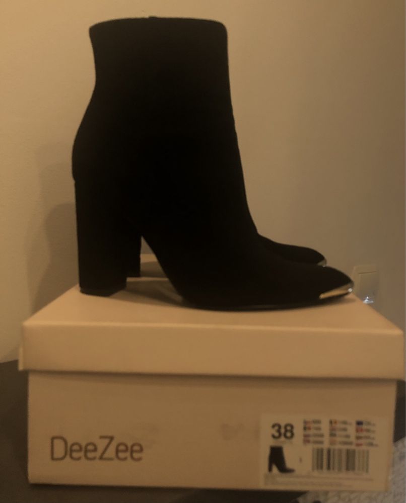 Botki DeeZee, 38