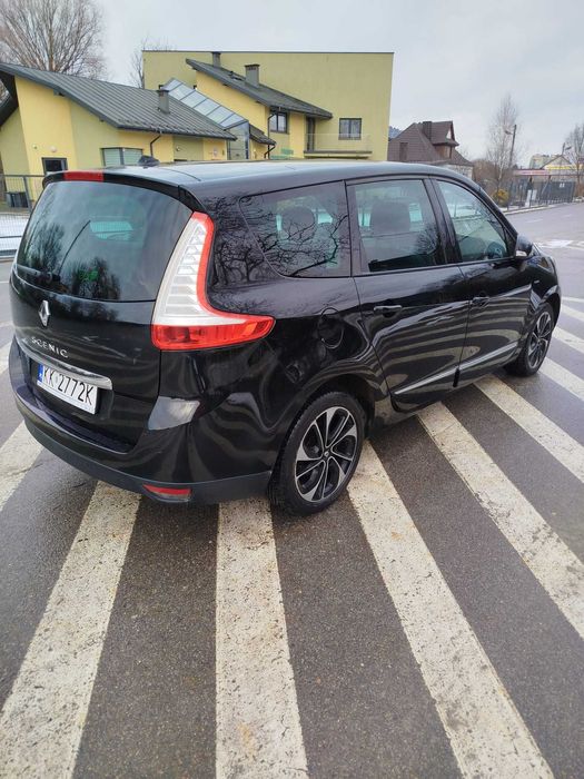 Renault Grant Scenuc 2012 1,5 dci 176000 km 110 KM 7 osobowy