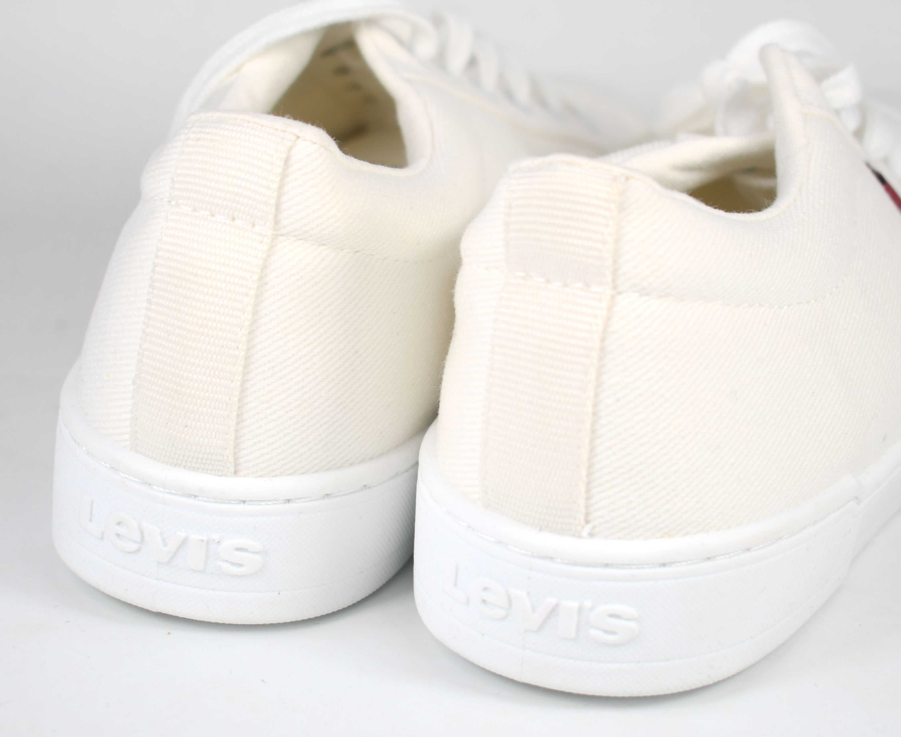 Nowe z wadą trampki levi's malibu 2.0 roz. 40