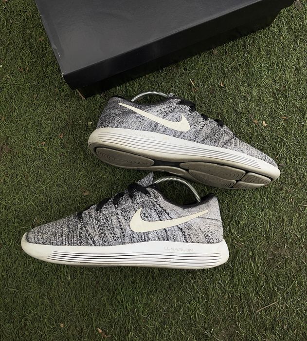 Кросівки Nike LunarEpic Flyknit Low 40 (оригінал)