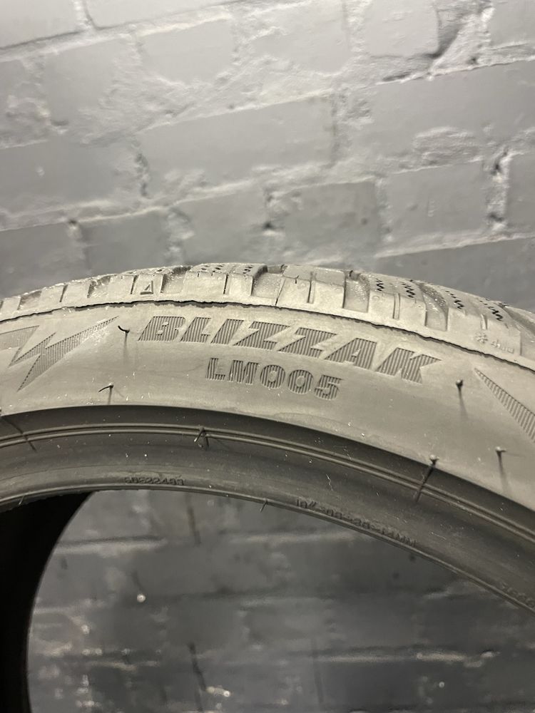 1шт 225/40 R18 Bridgestone Blizzak LM005