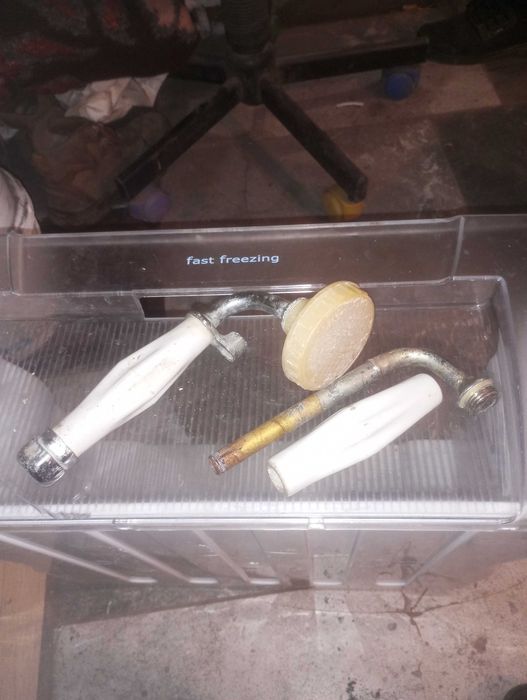 Смеситель. Ручка для душа.