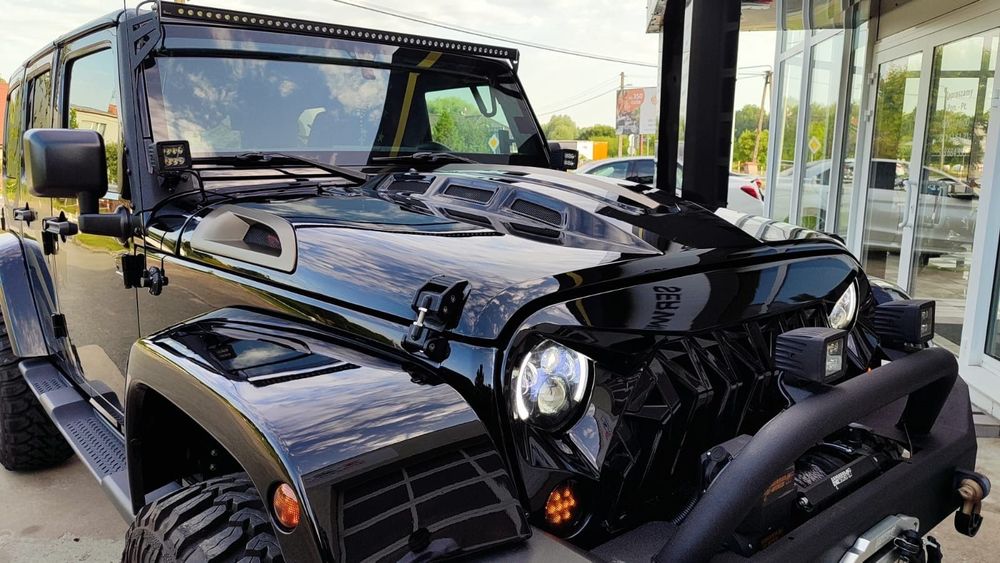 Jeep Wrangler Wrangler Sahara przepiękna Bestia