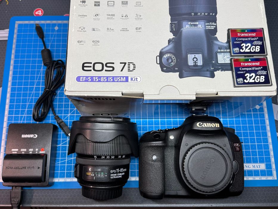 Фотоапарат Canon EOS 7D EF-S 15-85 IS USM Kit