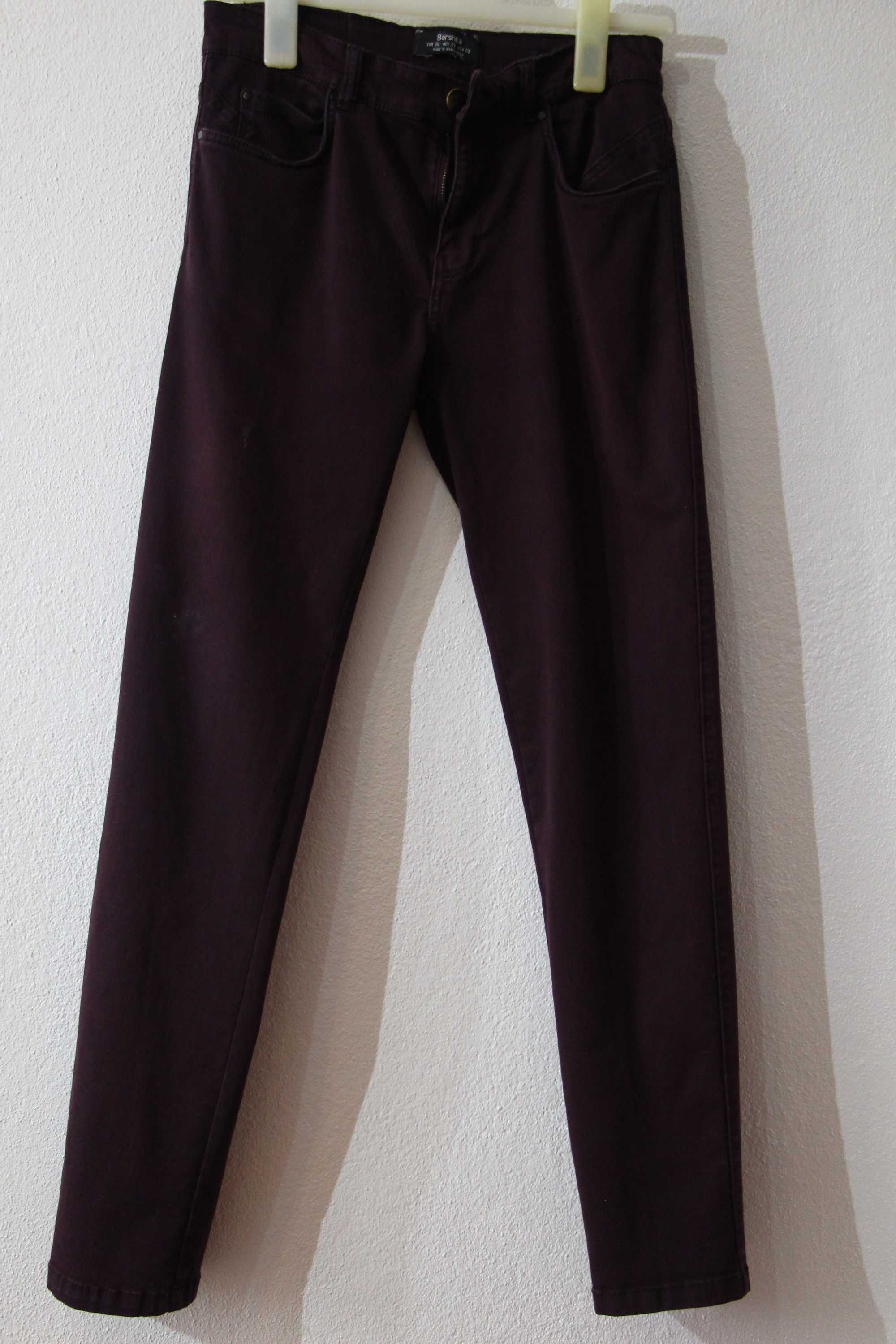 Calças chino Bershka 36 Skinny Fit.