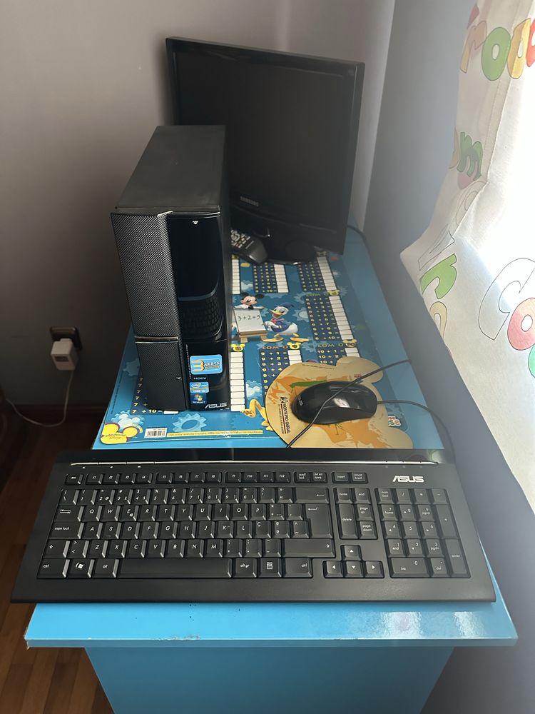 Secretaria com computador completo Asus