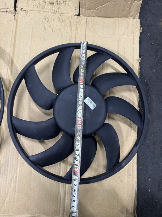 Вентилятор Ауді А4 2015 рік