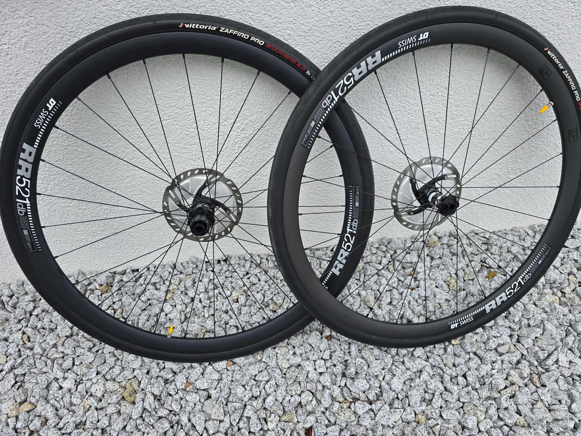 koła  DT SWISS RR 521 28 "