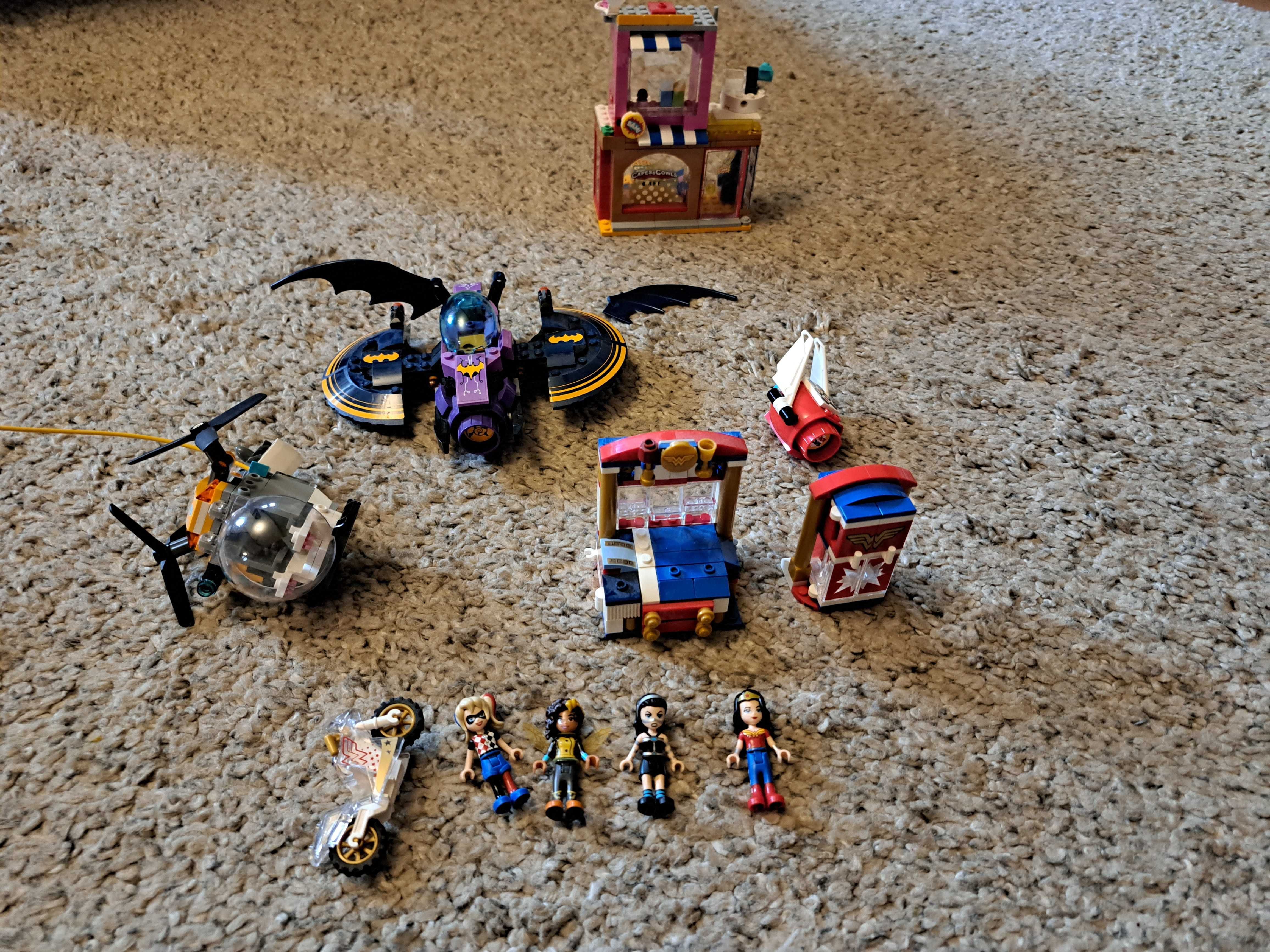 Lego DC superhero girls