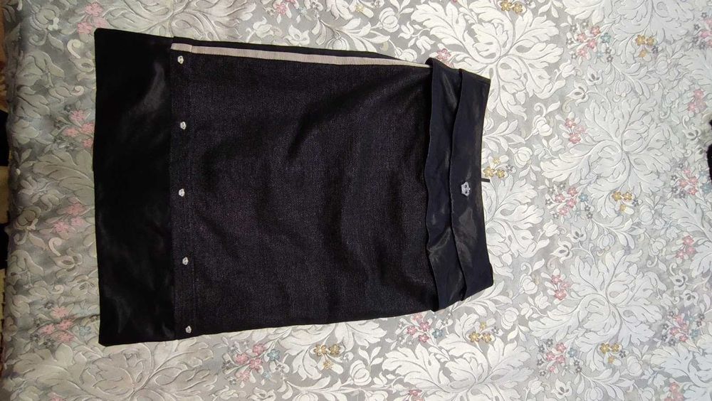 Черная  юбка  Eva Claudi