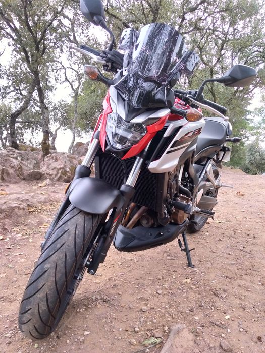 Vendo Honda CB 650F ABS (RC 97).