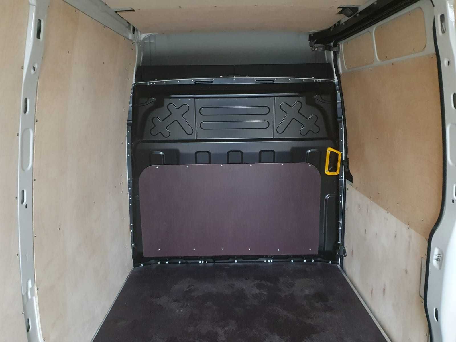 Zabudowa busa Iveco Daily 12m3, podłoga, boki ściany sufit