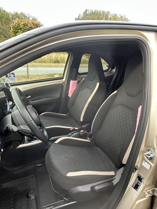 Toyota AYGO X 2023 gwarancja +opony zimowe
