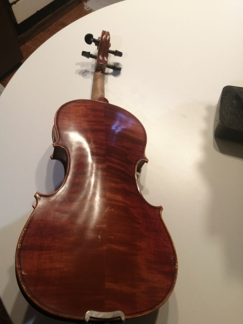 Violino estojo e tripé 4/4