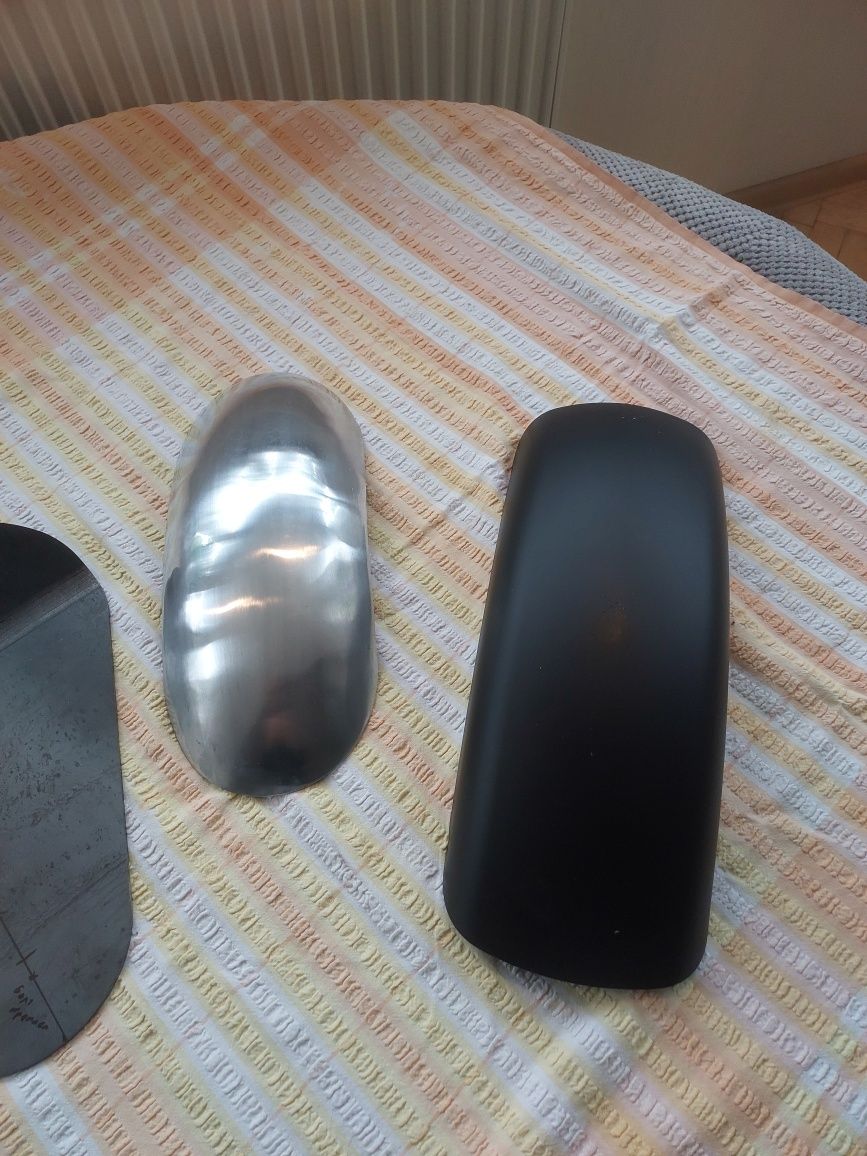 Продам крылья на мотоцикл .