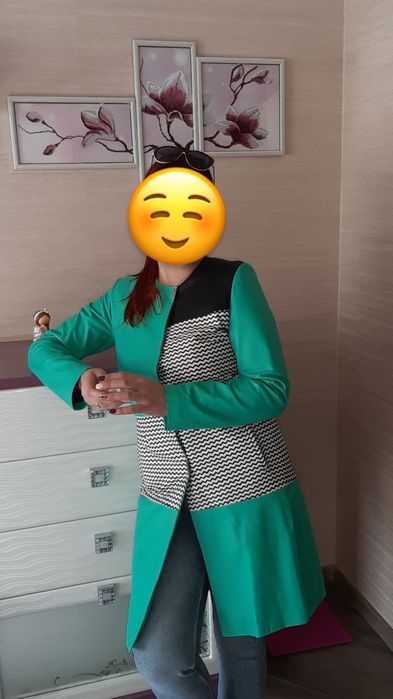 Шкіряний сюртук PONTOMK кольору ніжної м'яти з орнаментом