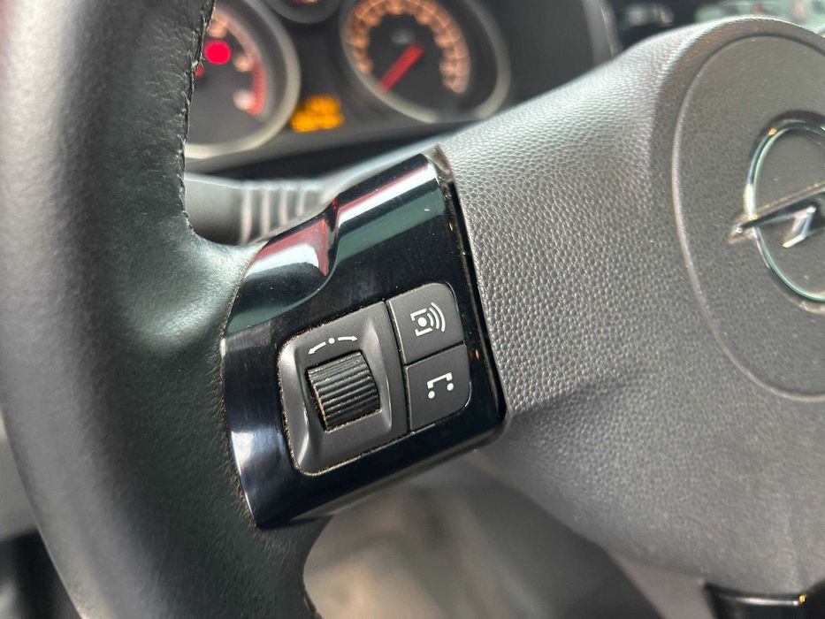 В продажі Opel Zafira 2012 року Можливий обмін/розстрочка