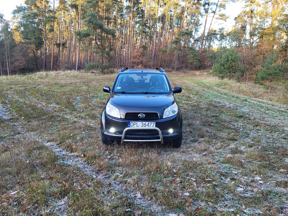 Super auto wielozadaniowe 4x4 klimatyzacja.