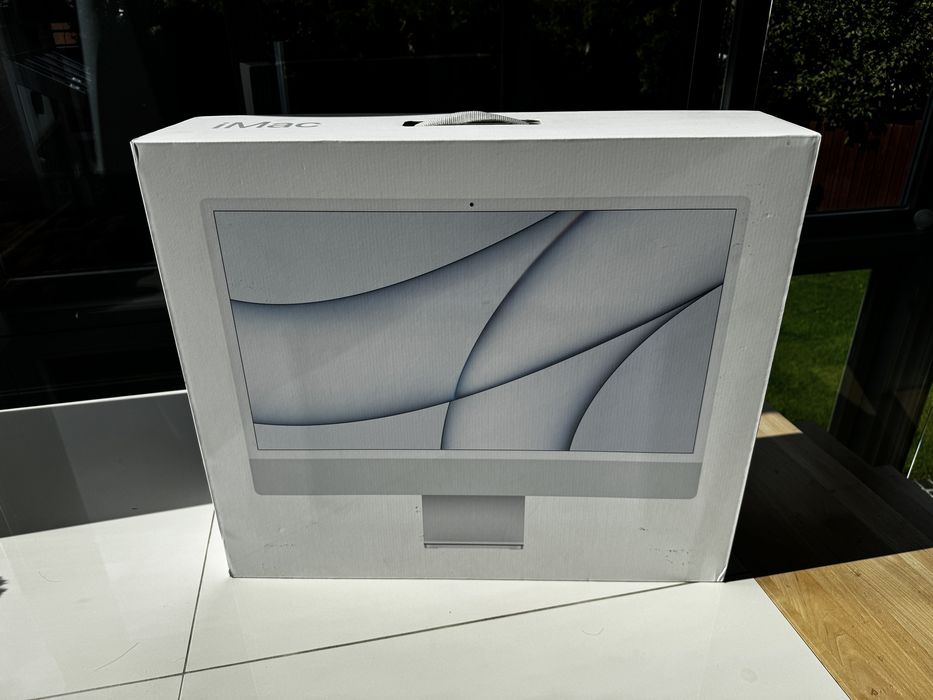 iMac 24” (2021) – M1, 8 GB RAM, 512 GB SSD – stan idealny