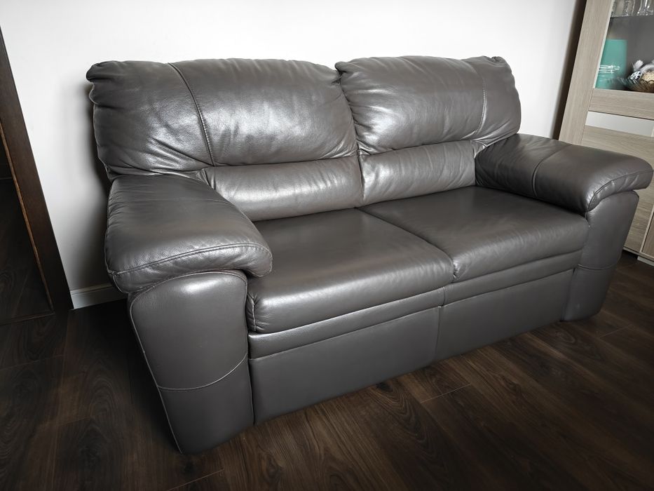 Sofa skórzana z funkcją spania 2 osobowa